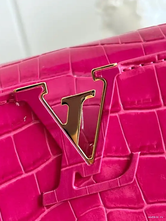 WIS BB VUITTON CAPUCINES LOUIS 0608
